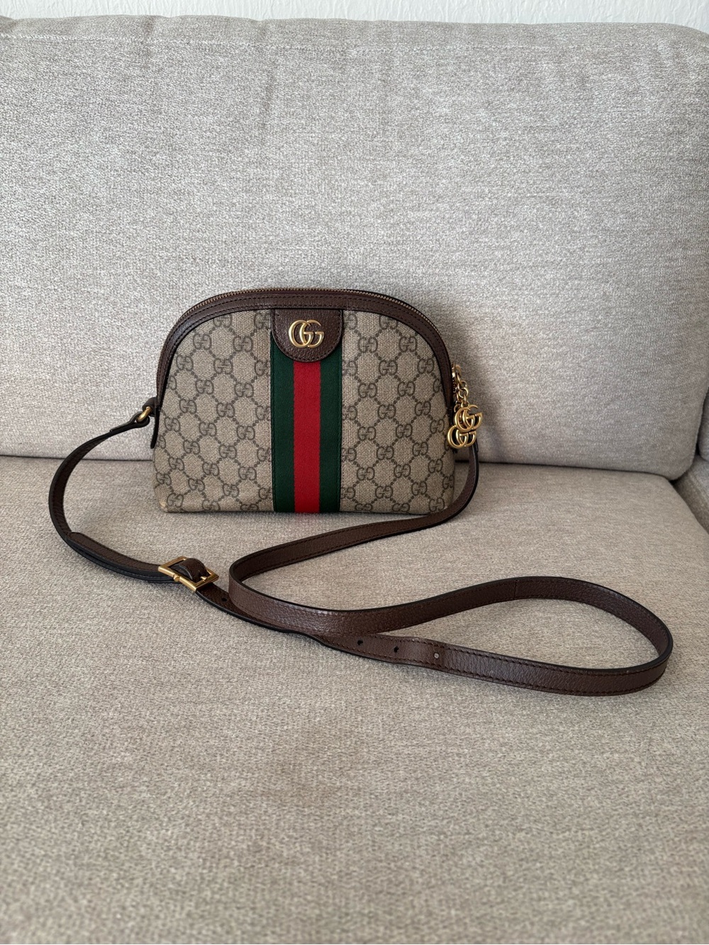 Gucci Ophidia GG Supreme Crossbody - Picture 4 of 10